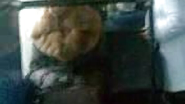 Ištvirkusiai koledžo mergaitei reikia šiurkštaus sekso nuotykių