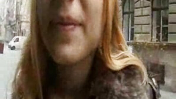 Viliojanti MILF Sophia Delane Finger Žaisti Jos Plyšys