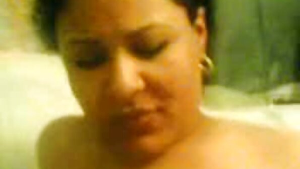 Bang Desiring Mommy Pole Handle Her Man